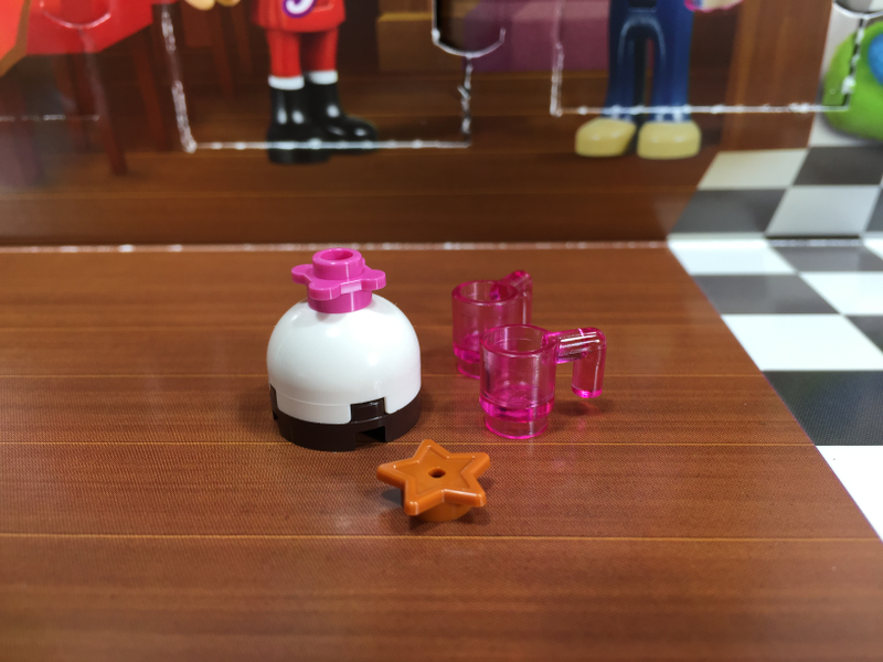 Illustration for article titled Review: Lego Friends, City, Star Wars advent calendars--day 16